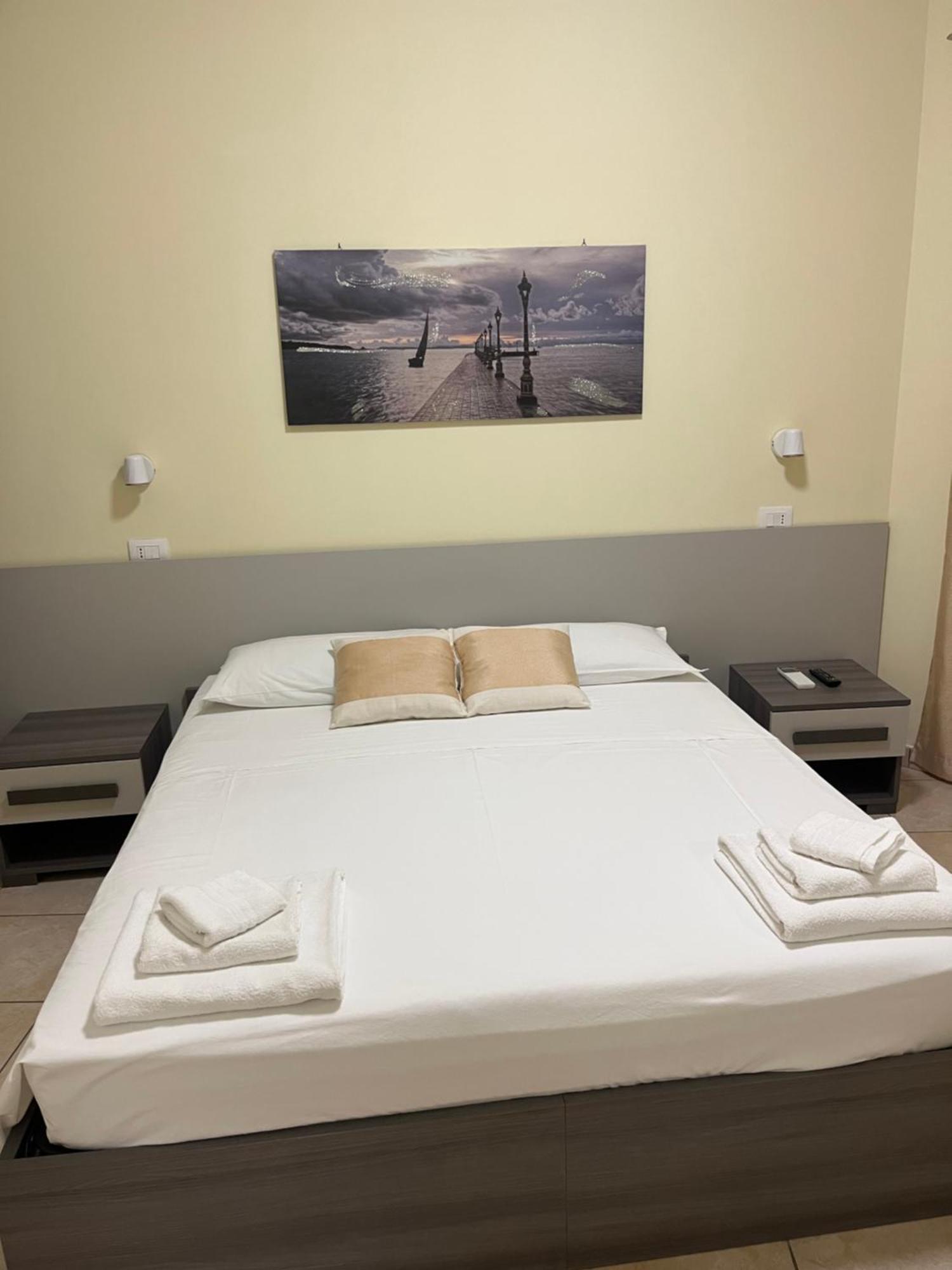 Residenza De Luca B&B Тропея Номер фото