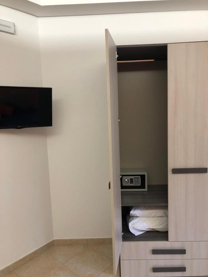 Residenza De Luca B&B Тропея Экстерьер фото