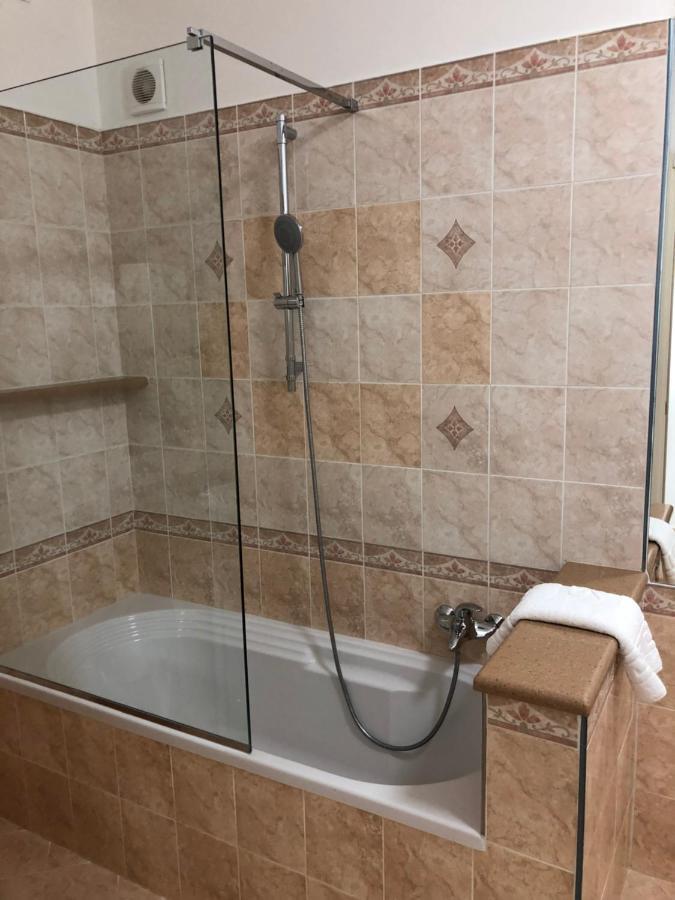 Residenza De Luca B&B Тропея Экстерьер фото